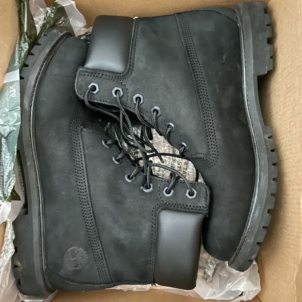 Black Timberland Boots